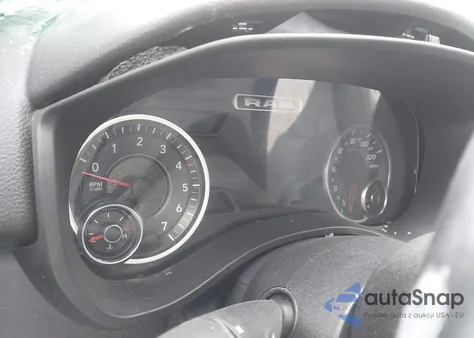 2020 Ram 1500 Big Horn 4X4 6'4 Box z USA, uszkodzony, nr VIN 1C6SRFBT9LN230319